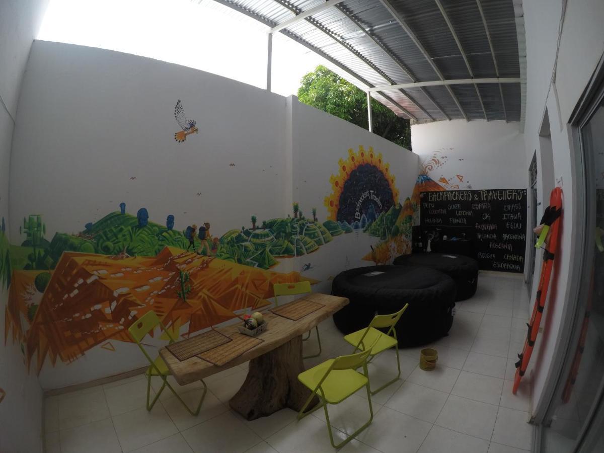 Backpackers And Travellers Hostel 네이바 외부 사진