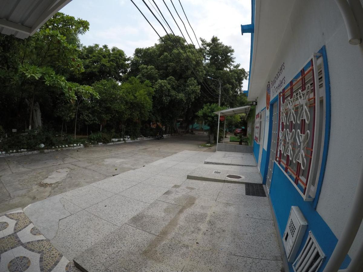 Backpackers And Travellers Hostel 네이바 외부 사진