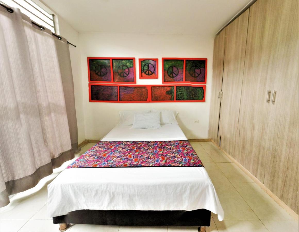 Backpackers And Travellers Hostel 네이바 외부 사진